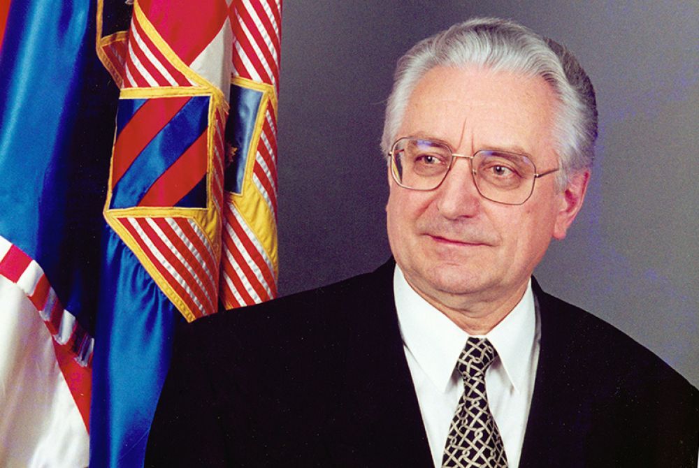 25. veljače 1990. Dr. Franjo Tuđman izabran za predsjednika HDZ-a