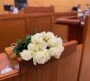 Minuta šutnje i bijele ruže u Saboru: Potresan detalj ostavljen kraj govornice