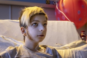 Ovo je Volodimir, 13-godišnji dječak koji je bio u autu s roditeljima kad su ih napali Rusi. Tate više nema