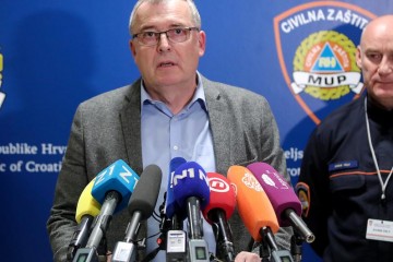 Nova mjera se priprema: 'Samo dvoje ljudi smije biti u grupi'