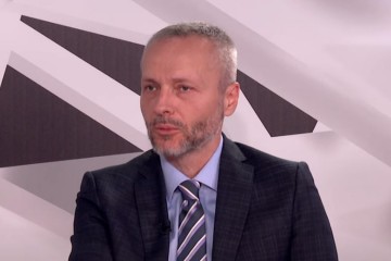 Srbijanski odvjetnik Olenik podnosi kaznenu prijavu protiv Vulina zbog vrijeđanja Hrvatske