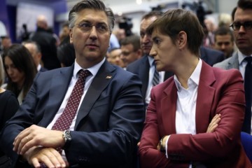 Plenković prvi put kao premijer u Srbiji - samo protokol ili početak rješavanja problema?