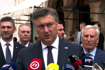 Duge cijevi ispred Banskih dvora: Plenkoviću i članovima Vlade upućene nove prijetnje smrću
