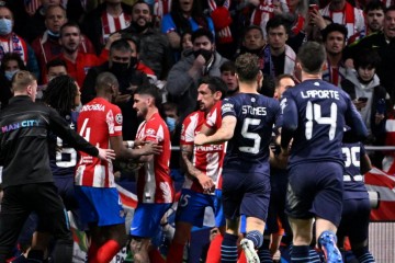 LIGA PRVAKA City izbacio Atletico nakon kaotične završnice i velike svađe koja je okončana crvenim kartonom