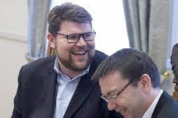 MAHERI POVLASTICA: Grbin i Bauk koriste sve što mogu! Šef SDP-a uzeo i novac za odvojeni život, a s obitelji je u Zagrebu