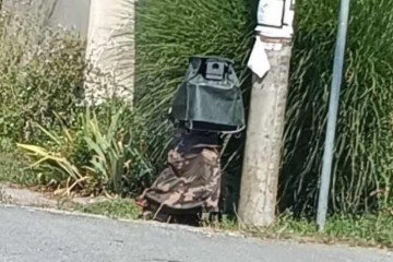 "NA TAJNOM ZADATKU" Ovako je policija kod Bjelovara maskirala kameru za nadzor brzine?