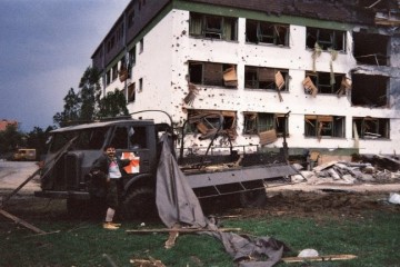 11. listopada 1991. Humanitarni konvoj spasio od pokolja na Ovčari više od 100 ranjenika iz bolnice