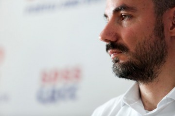 “Milošević mora ozbiljno razmisliti hoće li dati ostavku ili neće”