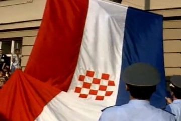 Hrvatska između identiteta i politike