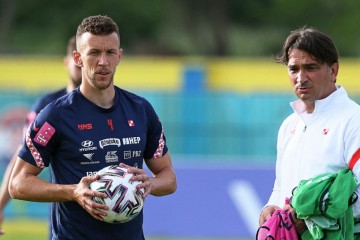 Pustimo priče kako je svaki bod na gostovanju dobar, Hrvatska sada u Slovačkoj mora ići po pobjedu!