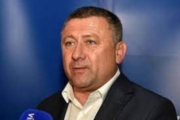 Uhićen vukovarsko-srijemski  župan Damir Dekanić i troje policajaca