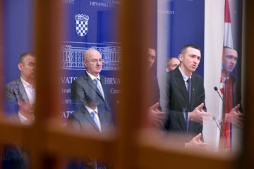 Mario Radić: Penava dovodi vukovarske zaštitare i sprečava naše promatrače, to neće proći