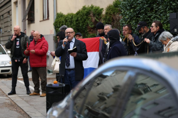 Prosvjed A-HSP-a pred domom predsjednika Milanovića