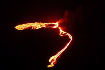 [VIDEO] Nakon tisuća malih potresa eruptirao vulkan na Islandu