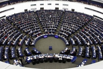 Eurozastupnici u raspravi snažno podržali ulazak Hrvatske u eurozonu