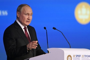 Putin: Ekonomski blitzkrieg protiv Rusije nema šanse za uspjeh, EU će izgubiti 400 milijardi dolara