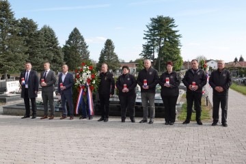 SVIJEĆE KOJE GOVORE VIŠE OD RIJEČI: Đurđevac se poklonio žrtvi Domovinskog rata