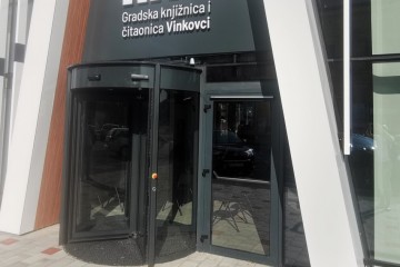 MAJSTORI CEREMONIJE  Plenković u petak otvorio velebnu knjižnicu. Od ponedjeljka je zatvorena - do daljnjeg