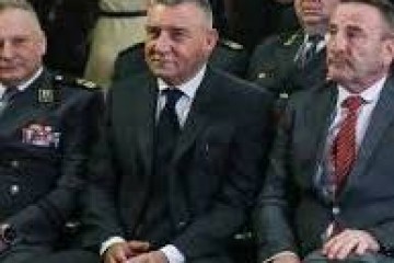 Gotovina snimljen u javnosti: 'Molimo za mir, ali trebamo biti spremni za rat'