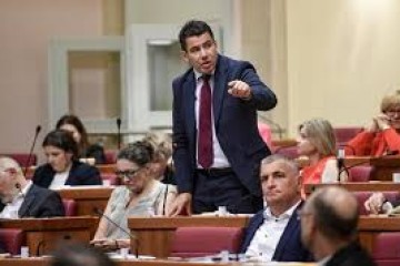 DP u oporbi tražio istragu o radu Stožera za vrijeme covida. Grmoja sada prikupio potpise, a ovo je njihova reakcija...