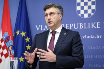 Plenković se ogradio od podrške Julienne Bušić Kolindi