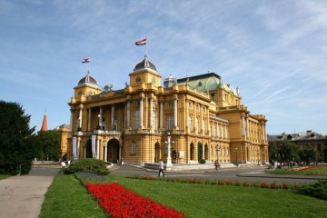 14. listopada 1895. Zagreb – otvoreno Hrvatsko narodno kazalište