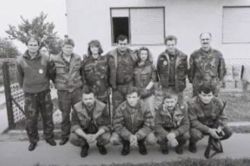 (VIDEO) 1. ožujka 1992. Vinkovci – u nikada razjašnjenoj eksploziji poginula tri HOS-ovca, a 11 teško ranjeno