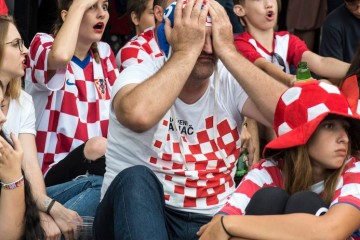 OGORČENJE UGOSTITELJA: 'Plaćamo sportske programe na kojima nema sporta u kafićima bez gostiju!'