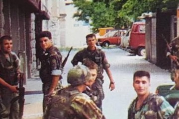 Preminuo je heroj Željko Karoglan Apač, jedan od prvih branitelja koji je ušao u oslobođeni Knin.