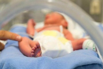 U bolnicu primljene tri trudnice s koronom, jedna beba i jedna rodilja nisu preživjele: ‘Strašne su to posljedice jer godinama nismo imali smrt rodilje ili babinjače’