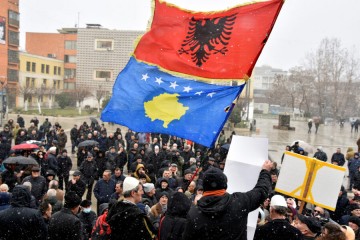 Mladić na Kosovu izboden nožem, oglasio se i Vučić