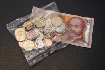 Od sutra možete po kovanice eura, ali ne koristite ih do 1. siječnja!