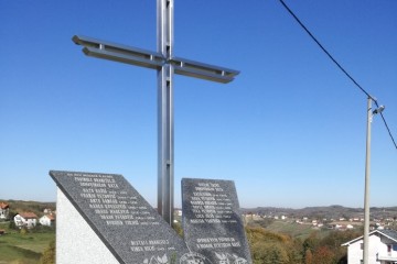 USORA: Oštećen križ postavljen u spomen na prvog poginulog branitelja tog kraja