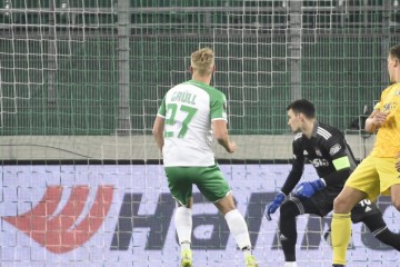 RAPID BEČ - DINAMO 2:1  Dinamo poražen u Beču, a ozljedio se i Bruno Petković!
