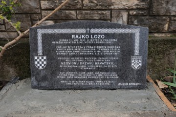 Pod okriljem noći postavljena nova spomen-ploča  " Rajku Lozi!