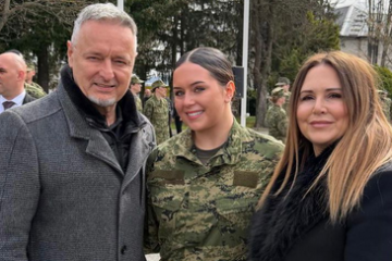 Svečana prisega u Požegi: Među ročnicima i kći Marka Perkovića Thompsona