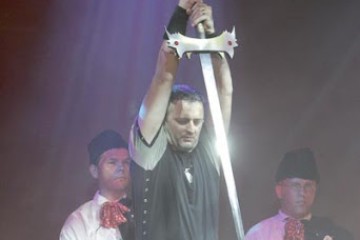 Gradonačelnik bez kriterija: Tomašević gazi slobodu, gazi Domovinski rat, ali četnicima “Arena” otvorena