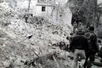 AGRESOR POSTAO “ŽRTVA”?! Pilot koji je bombardirao Metković danas svjedoči protiv branitelja – SRAMOTA SUSTAVA