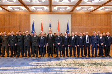 Klub ratnih zapovjednika predstavio predsjedniku Milanoviću Monografiju 5. gardijske brigade Hrvatske vojske „Sokolovi“