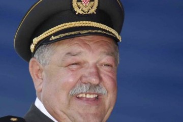 04. srpnja 1951. rođen Mile Dedaković Jastreb – legendarni zapovjednik obrane Vukovara