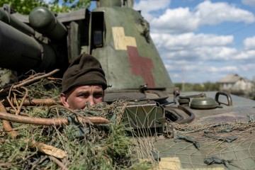 Rusija potvrdila povlačenje vojnika iz strateškog grada na istoku Ukrajine