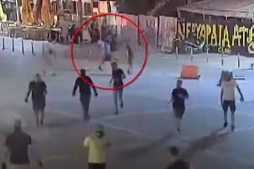 (VIDEO) Objavljena nova snimka, vidi se napad na ubijenog grčkog navijača