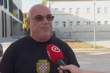 DRAMA U BENKOVCU  Vođa branitelja zbog kojih je odgođen festival: "Žele nas prikazati kao ratne zločince, a nisam ni znao da mi kći pjeva Cecu"