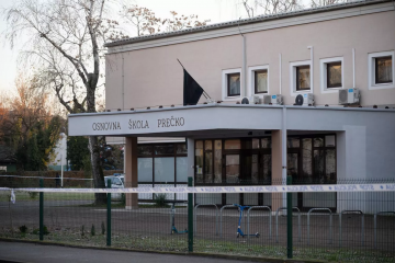 Pred sudom bivši učenik optužen za smrtonosni napad u OŠ Prečko