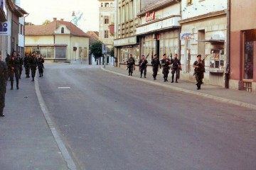 Branitelji ‘rastrančirali’ četnike u Pakracu: Srbi već slavili pobjedu igranjem kola, ali prerano…