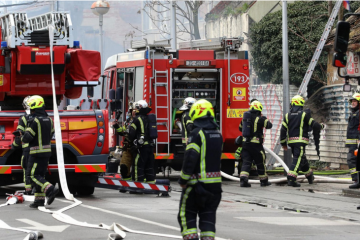 Uhićen mladić (27) zbog izazivanja dva požara: Podmetnuo vatru, sakrio se pa gledao vatrogasce