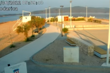VIDEO Nadzorne kamere snimile trenutak potresa kod Šibenika
