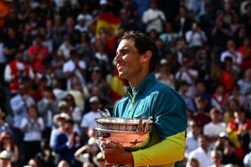 APSOLUTNI KRALJ Veličanstveni Nadal uzeo svoj 22. Grand slam i 14. naslov u Roland Garrosu