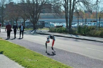 Prvi robot koji je samostalno pretrčao 5 kilometara