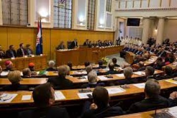 Vlada uoči izbora želi povećati proračun za 1,2 milijarde eura, oporba nezadovoljna